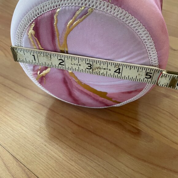 FOR SALE - Pink Gold Ribbons Limited Hydrojug 55. Collectibles / Collector item. - Picture 7 of 15